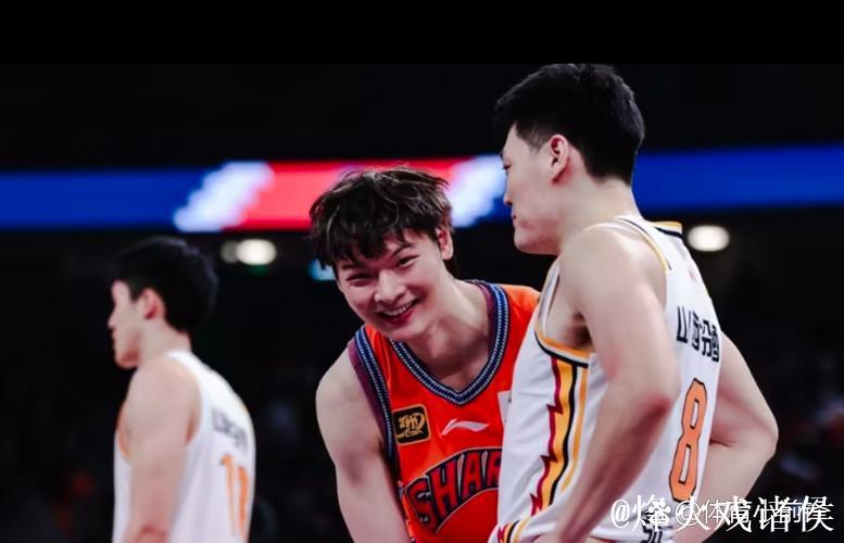 王哲林24+10上海大胜天津 山东力克福建止连败