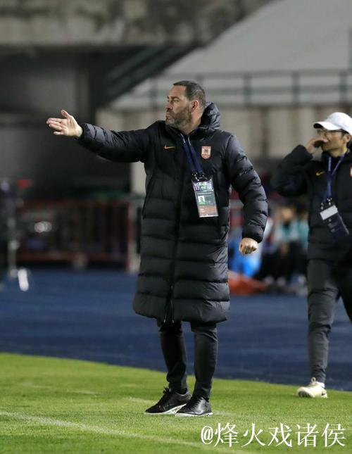 长春亚泰只能靠训练破困局 苏亚雷斯也没牌可打 长春亚泰只能靠训练破困局 苏亚雷斯也没牌可打